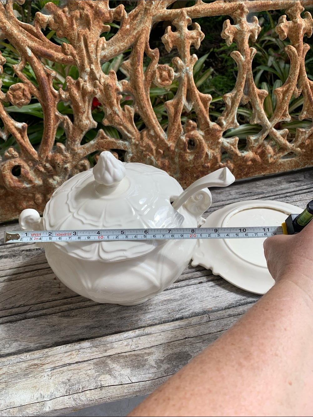 Vintage White Porcelain Covered Tureen with Ladle and Underplate - Picture 16 of 16